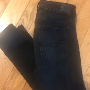 Sz 6 American Eagle high waist grey skinny jeans!